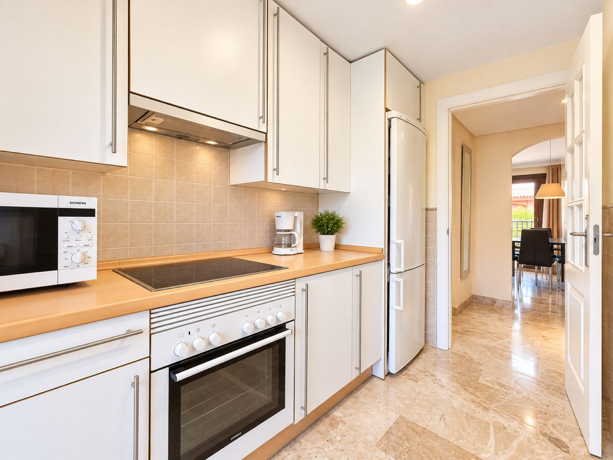 Appartement te koop in Estepona | 3 slaapkamers H5496535