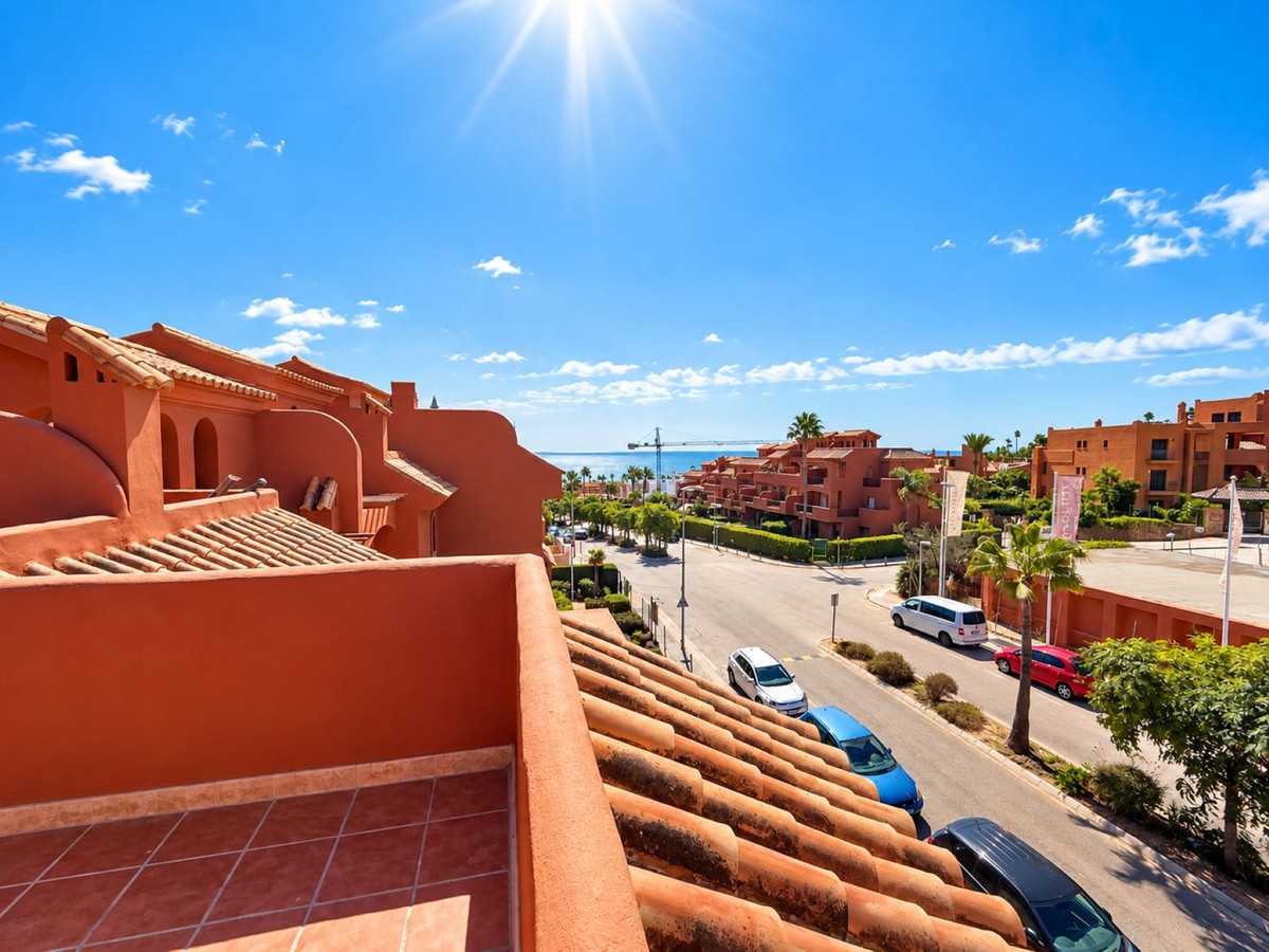Appartement te koop in Estepona | 3 slaapkamers H5496535