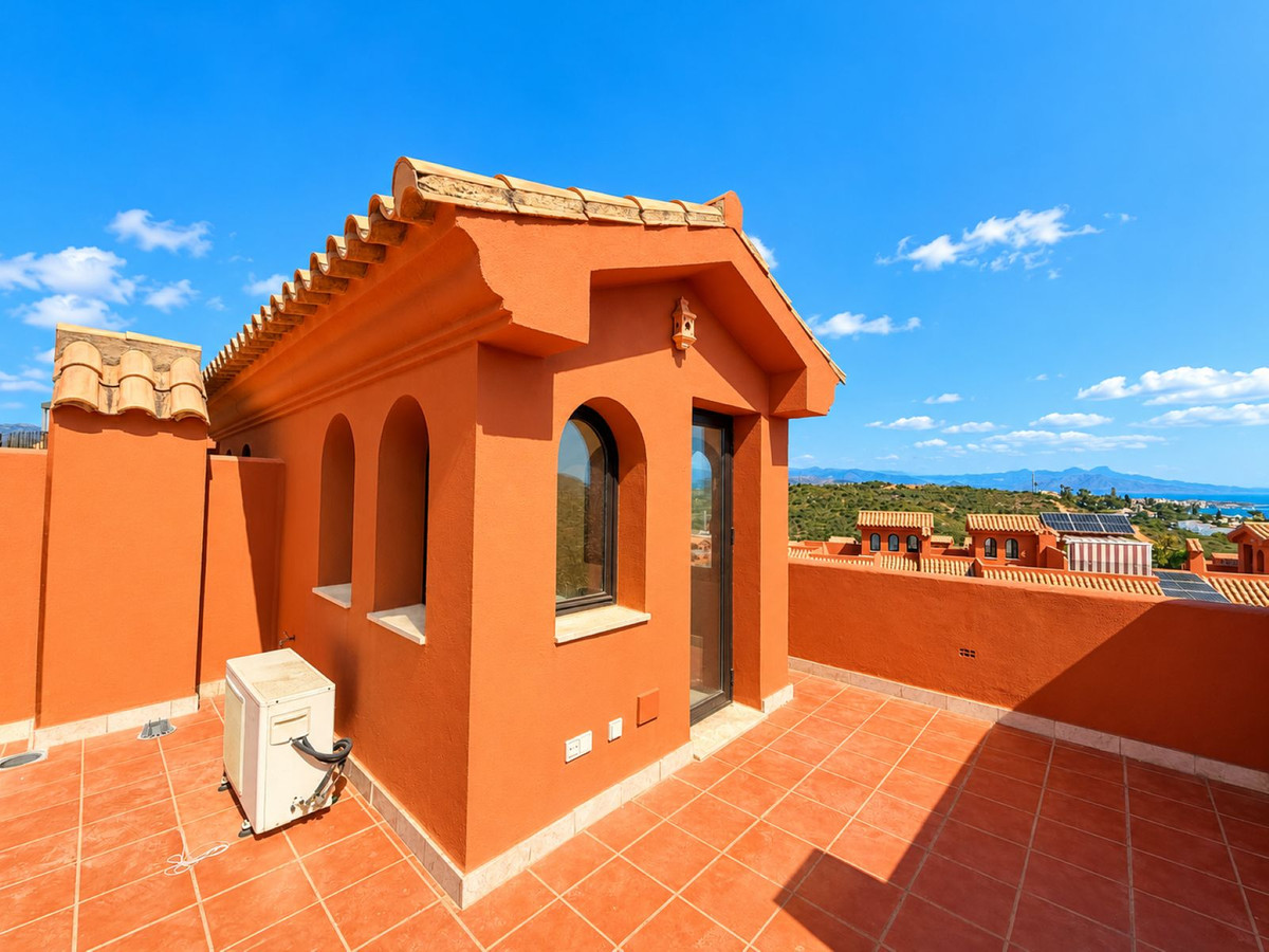 Appartement te koop in Estepona | 3 slaapkamers H5496535