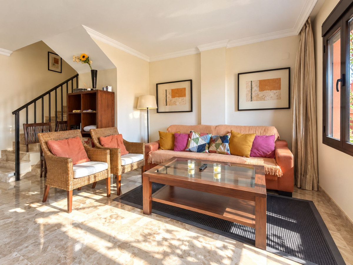 Appartement te koop in Estepona | 3 slaapkamers H5496535