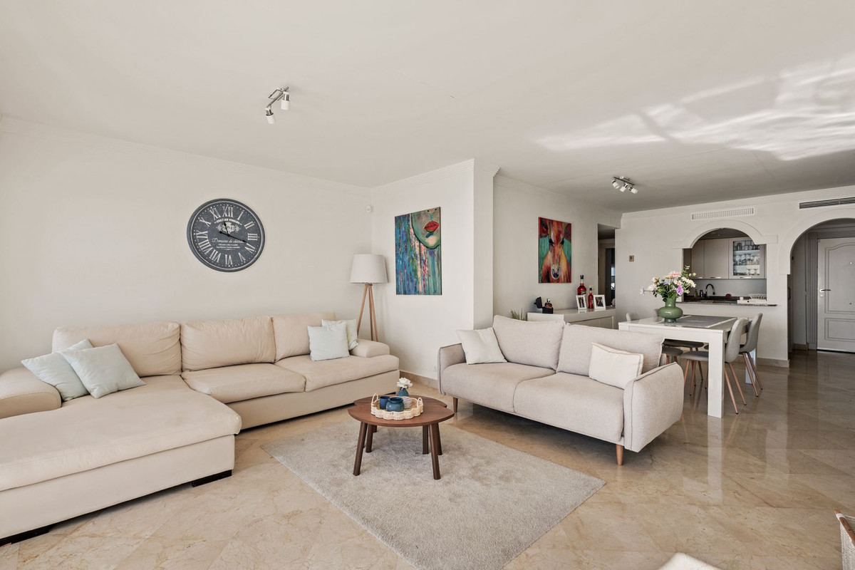 Appartement te koop in Estepona | 2 slaapkamers H5496856