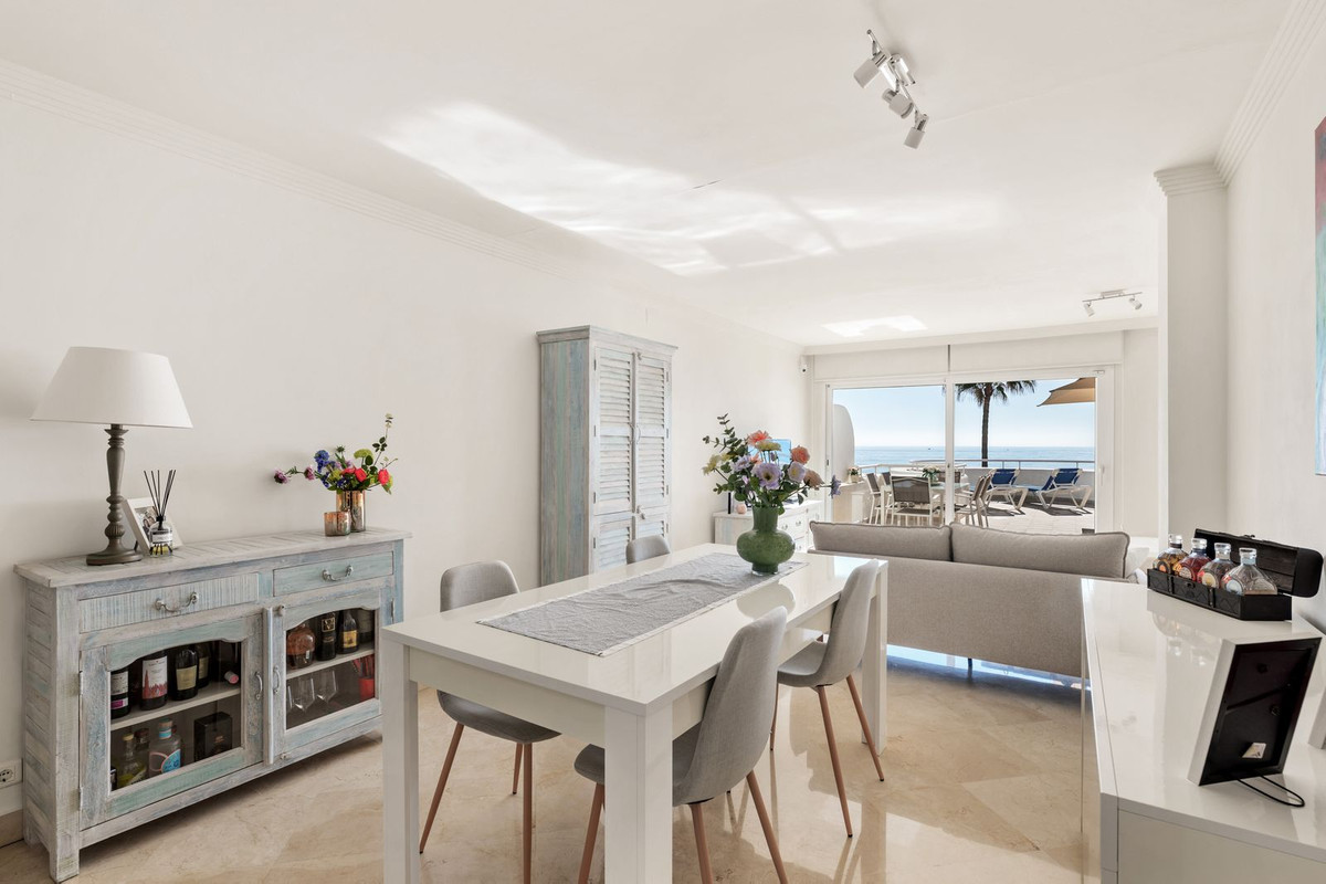 Appartement te koop in Estepona | 2 slaapkamers H5496856