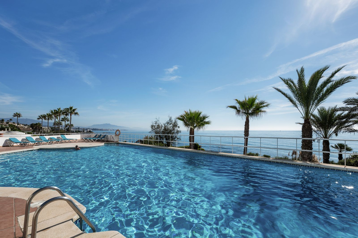 Appartement te koop in Estepona | 2 slaapkamers H5496856