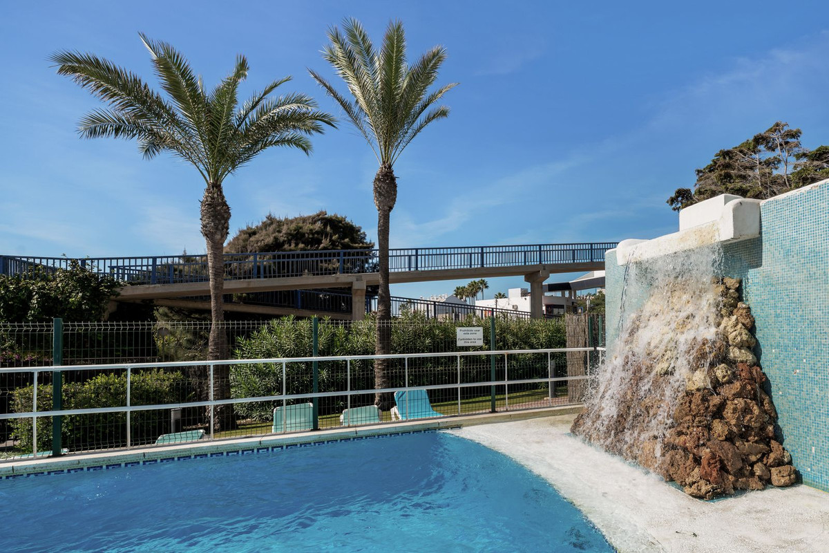 Appartement te koop in Estepona | 2 slaapkamers H5496856