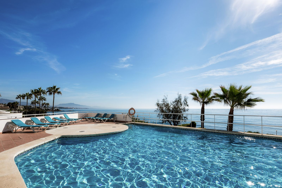 Appartement te koop in Estepona | 2 slaapkamers H5496856