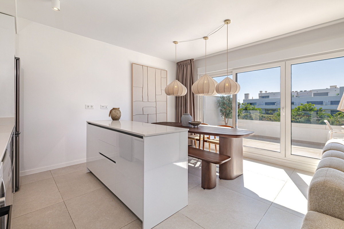 Appartement te koop in Estepona | 2 slaapkamers H5497066