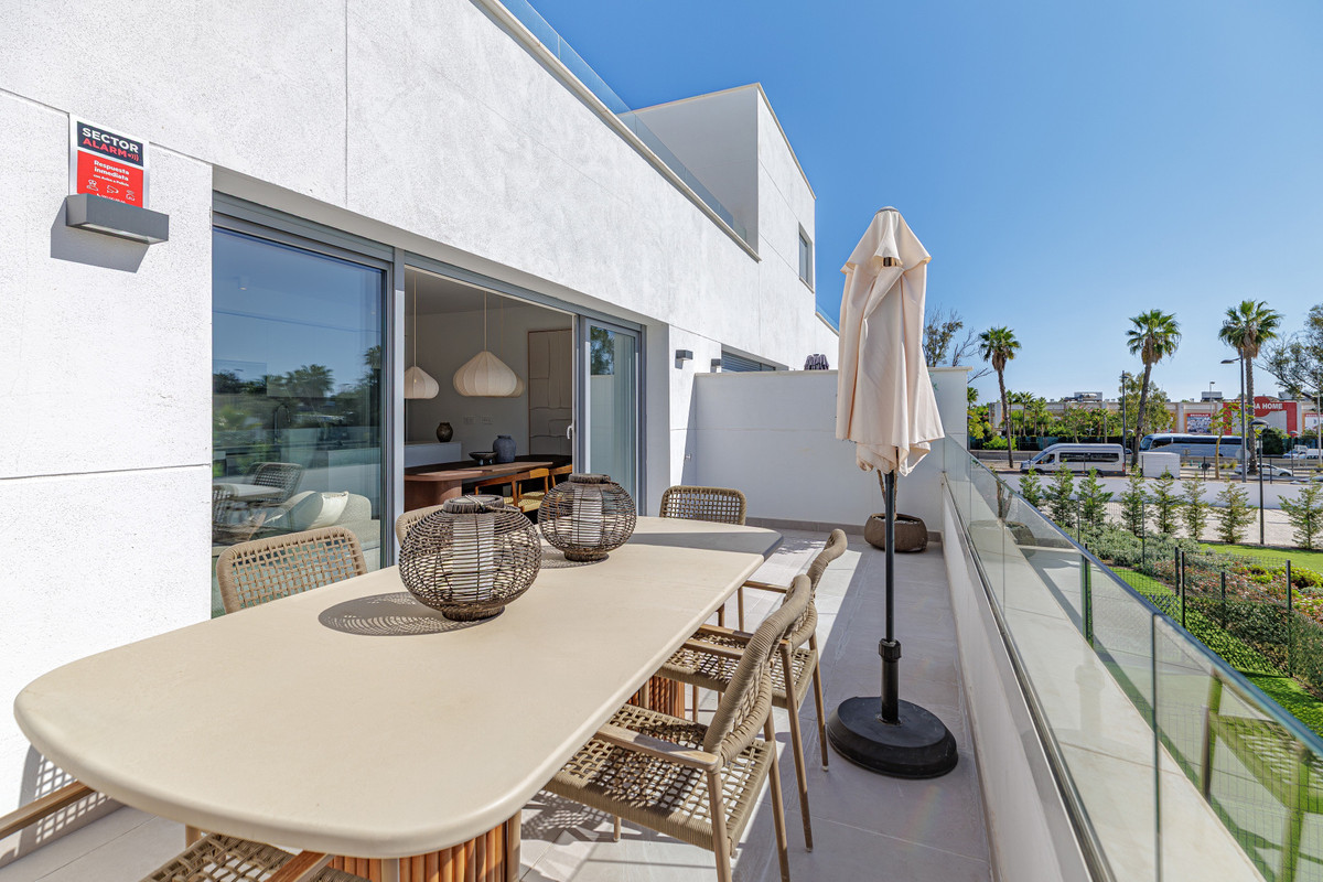 Appartement te koop in Estepona | 2 slaapkamers H5497066