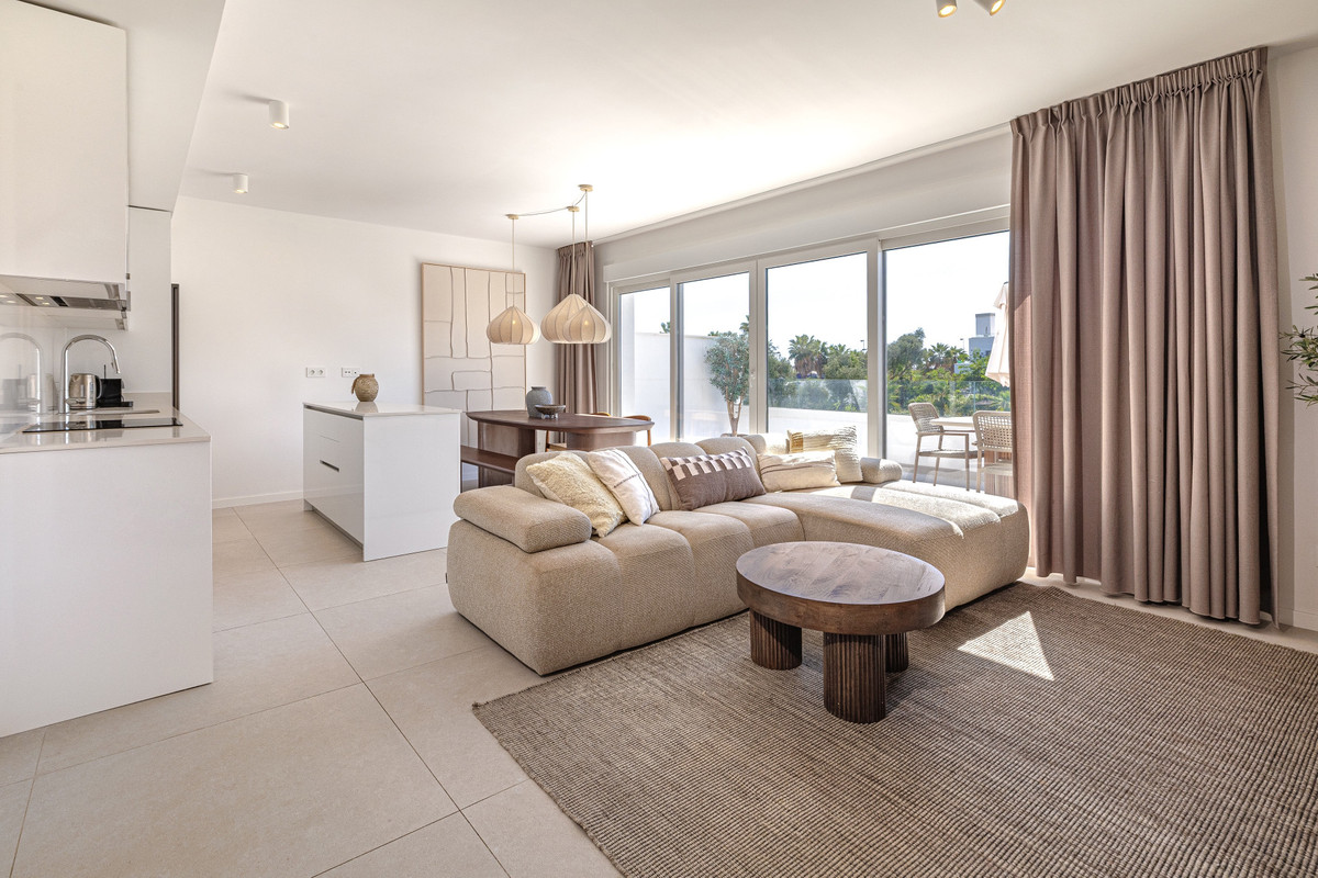 Appartement te koop in Estepona | 2 slaapkamers H5497066