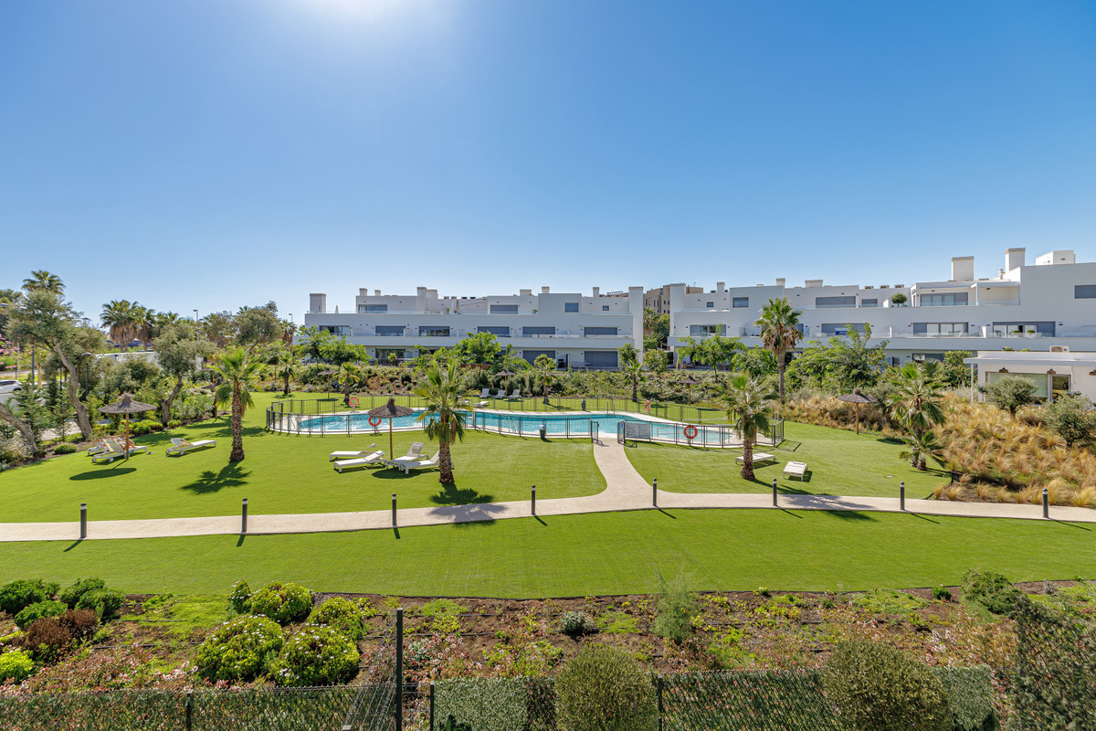 Appartement te koop in Estepona | 2 slaapkamers H5497066