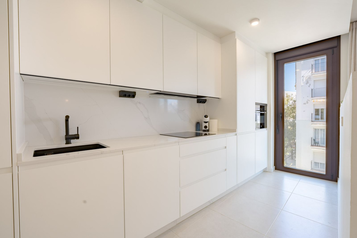 Appartement te koop in Estepona | 3 slaapkamers H5498044