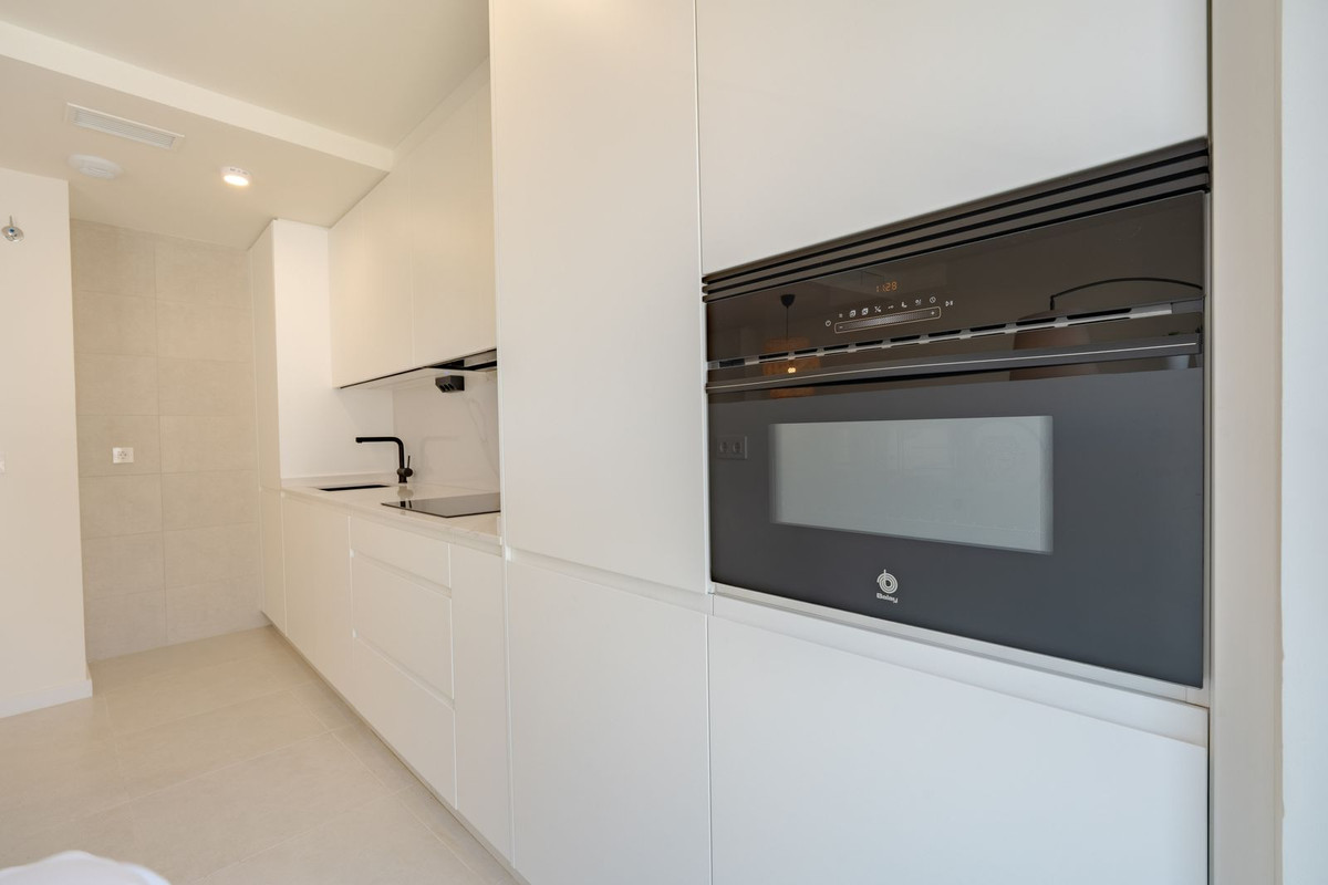 Appartement te koop in Estepona | 3 slaapkamers H5498044