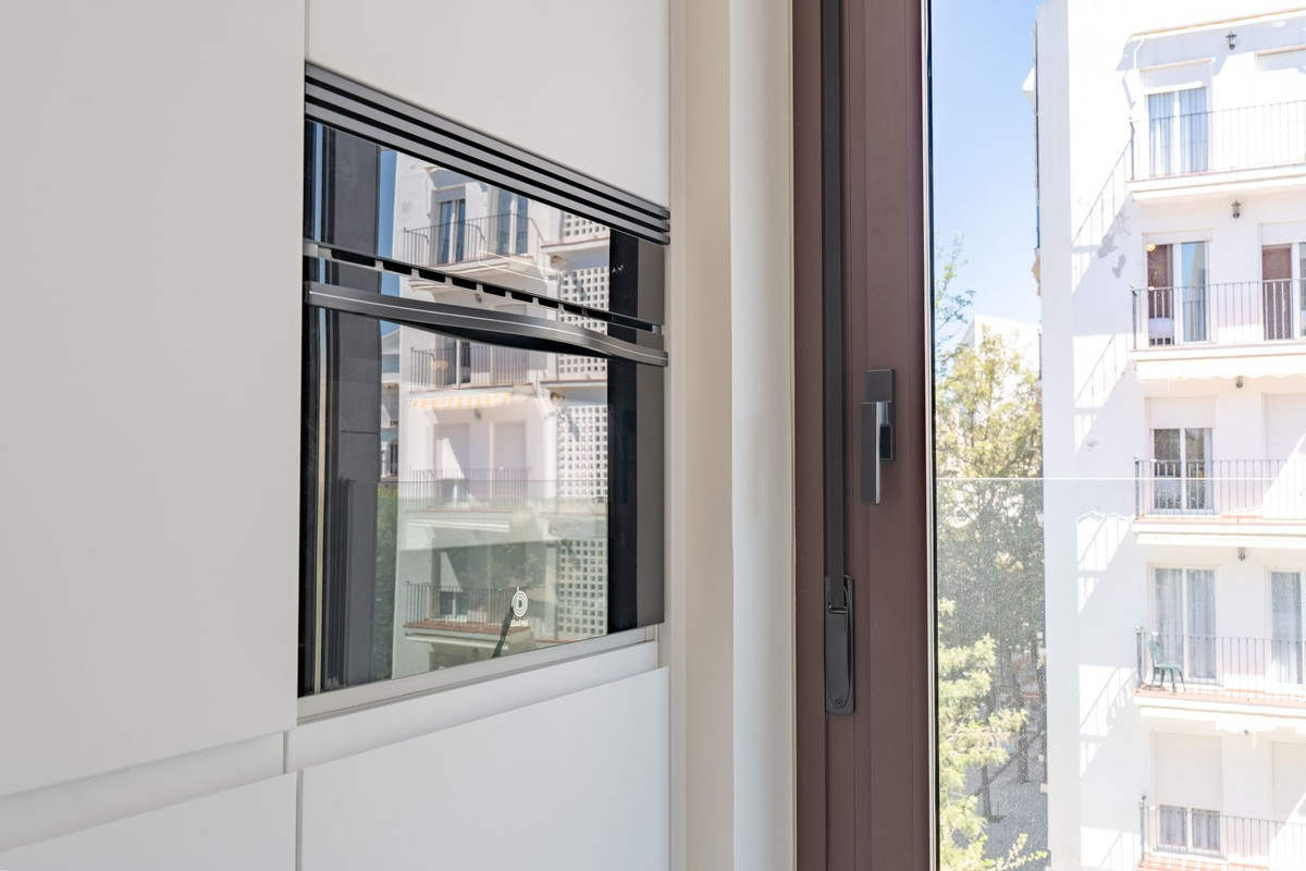 Appartement te koop in Estepona | 3 slaapkamers H5498044