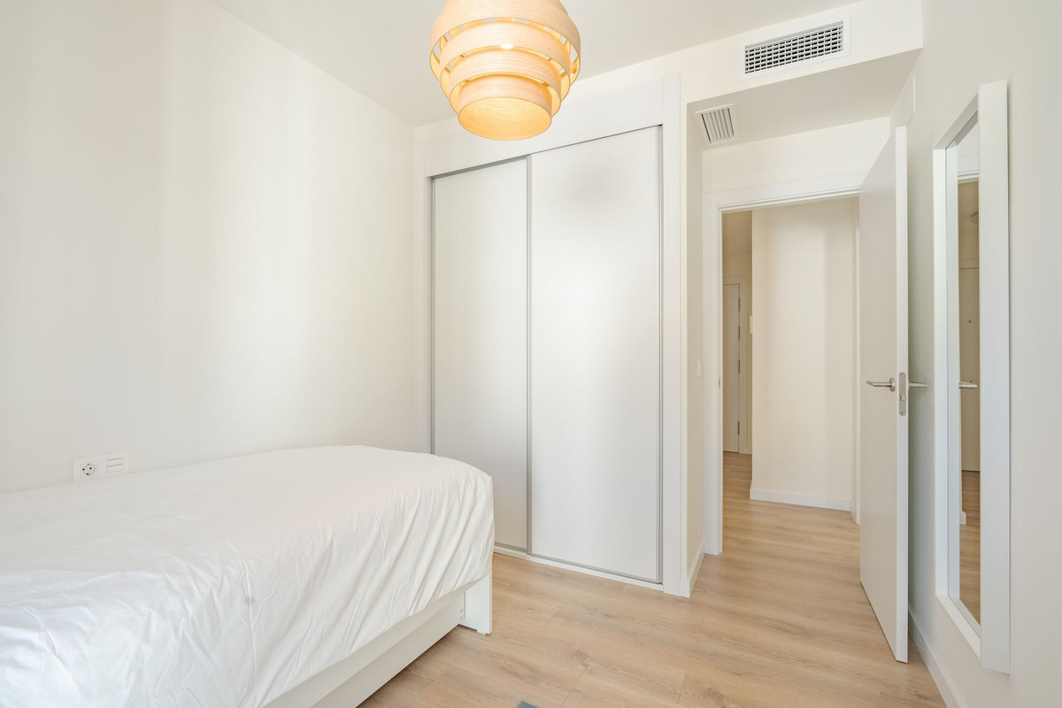 Appartement te koop in Estepona | 3 slaapkamers H5498044