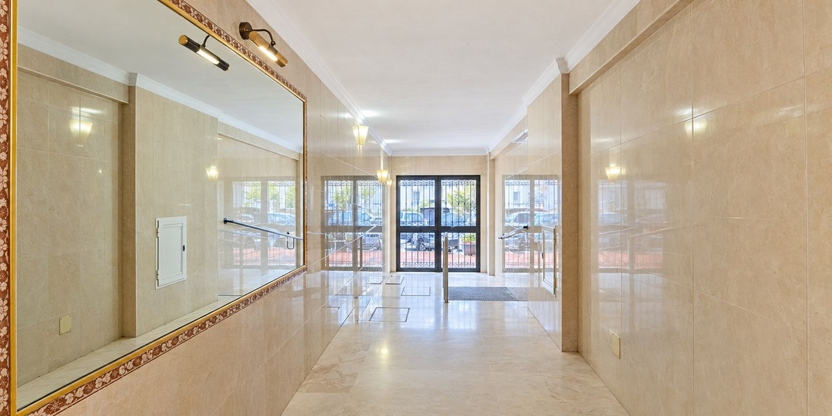 Appartement te koop in Estepona | 3 slaapkamers H5498767