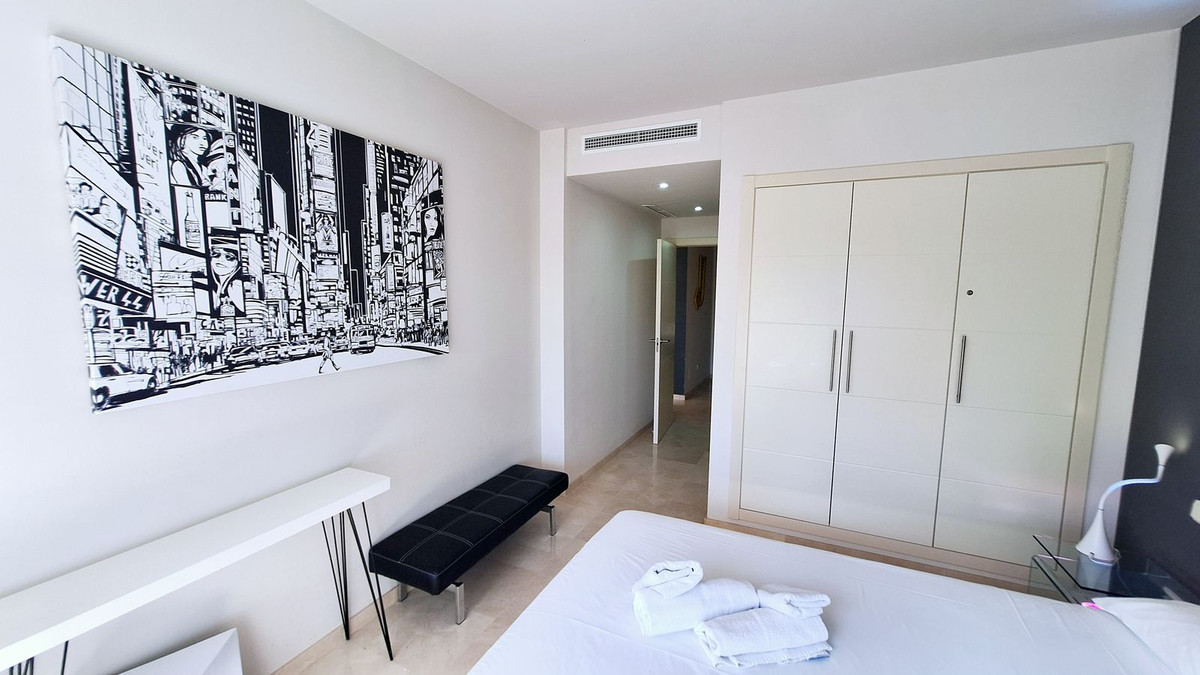 Appartement te koop in Estepona | 2 slaapkamers H5498845