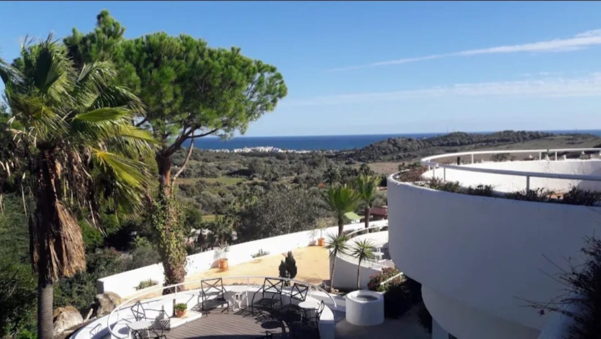 Appartement te koop in Estepona | 2 slaapkamers H5498845
