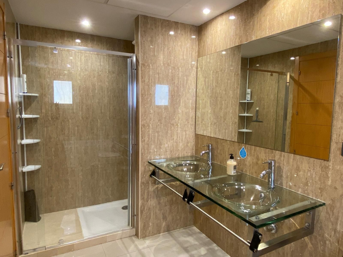 Appartement te koop in Estepona | 3 slaapkamers H5498854