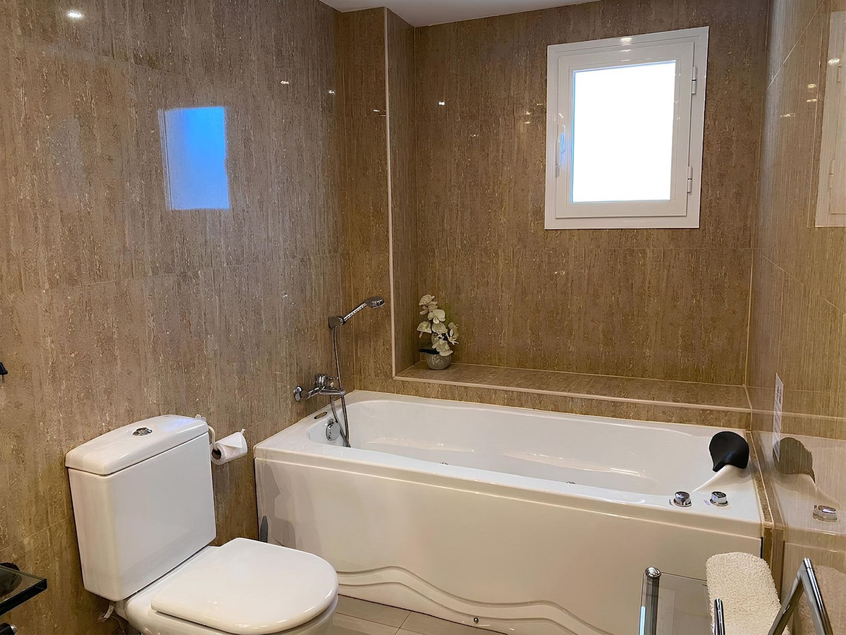 Appartement te koop in Estepona | 3 slaapkamers H5498854