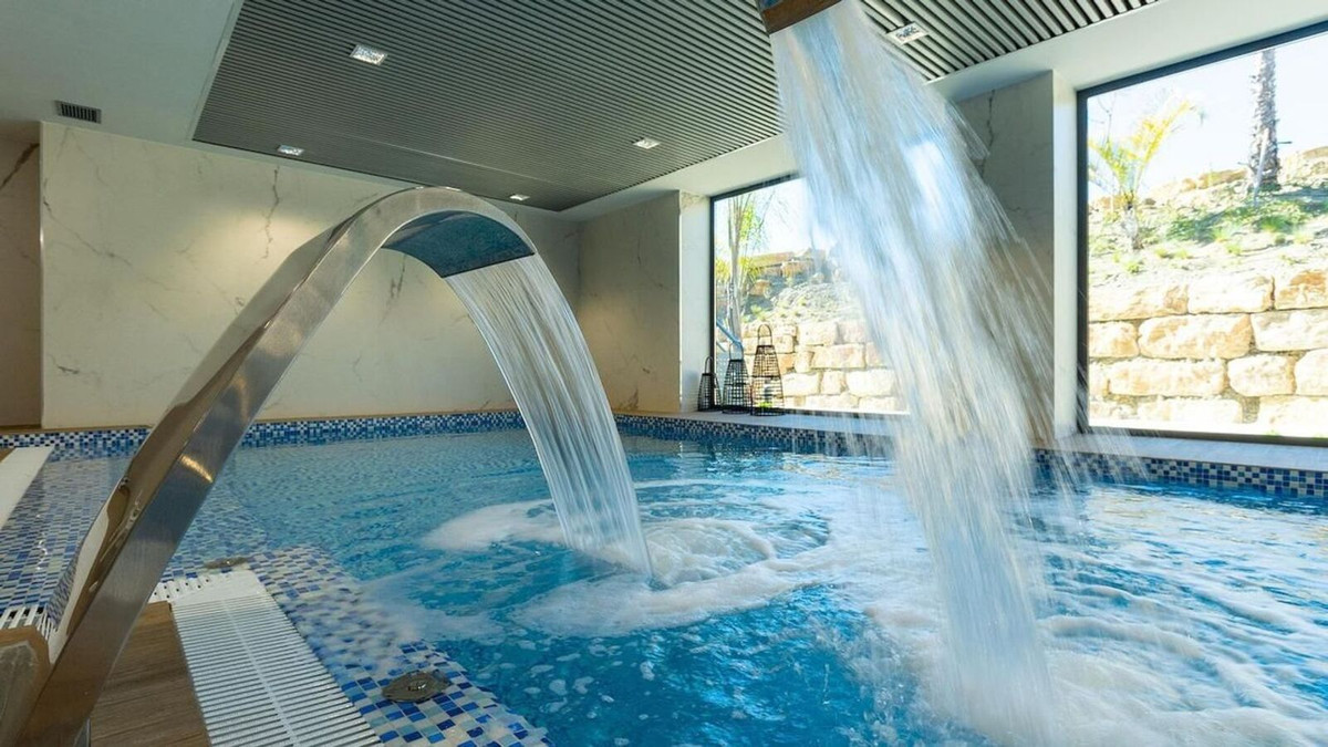 Appartement te koop in Estepona | 3 slaapkamers H5498869