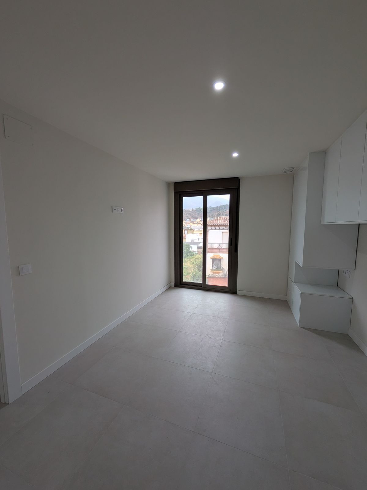 Appartement te koop in Estepona | 2 slaapkamers H5498878