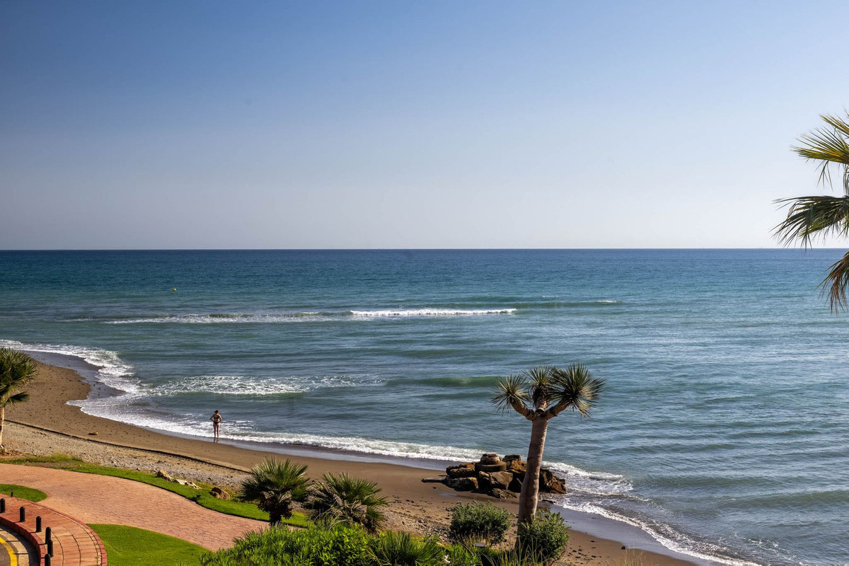Appartement te koop in Estepona | 3 slaapkamers H5499238