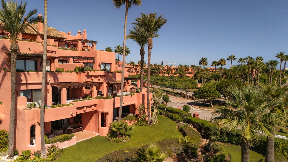 Appartement te koop in Estepona | 3 slaapkamers H5499238