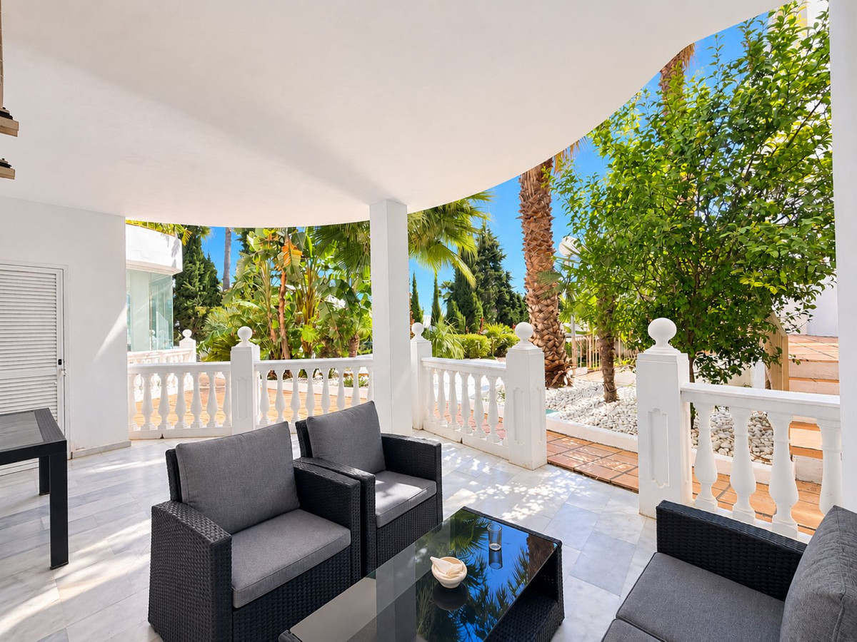 Appartement te koop in Estepona | 2 slaapkamers H5499271
