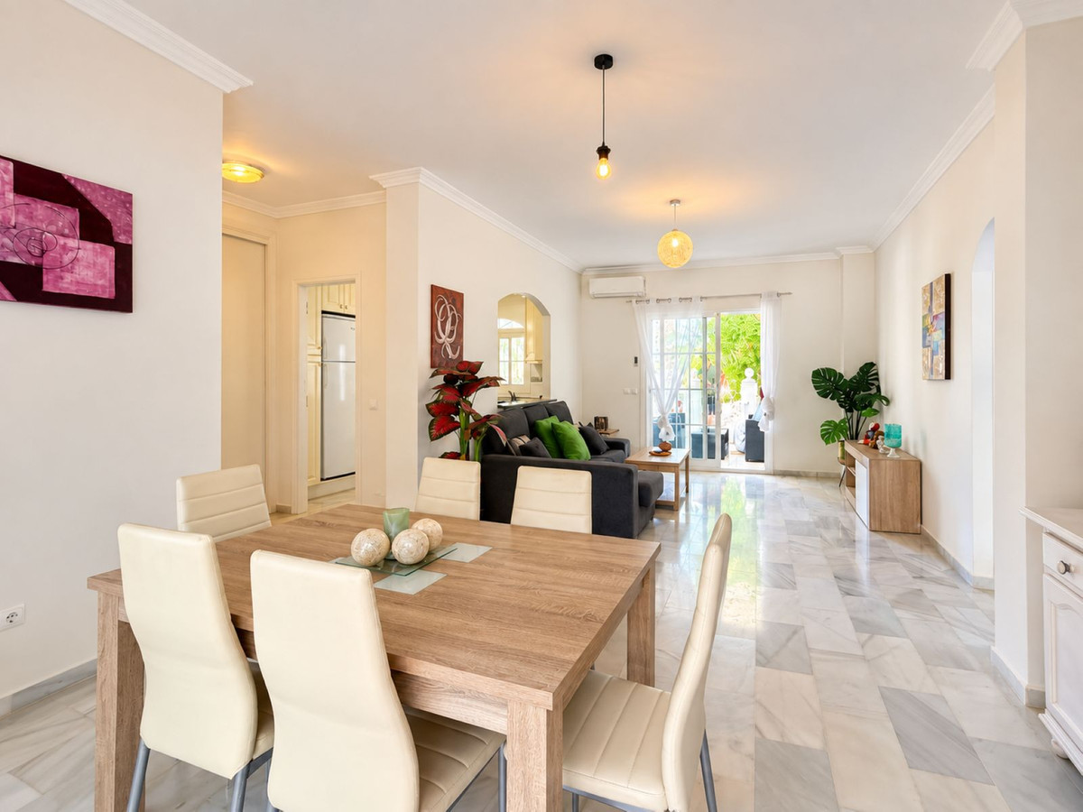Appartement te koop in Estepona | 2 slaapkamers H5499271