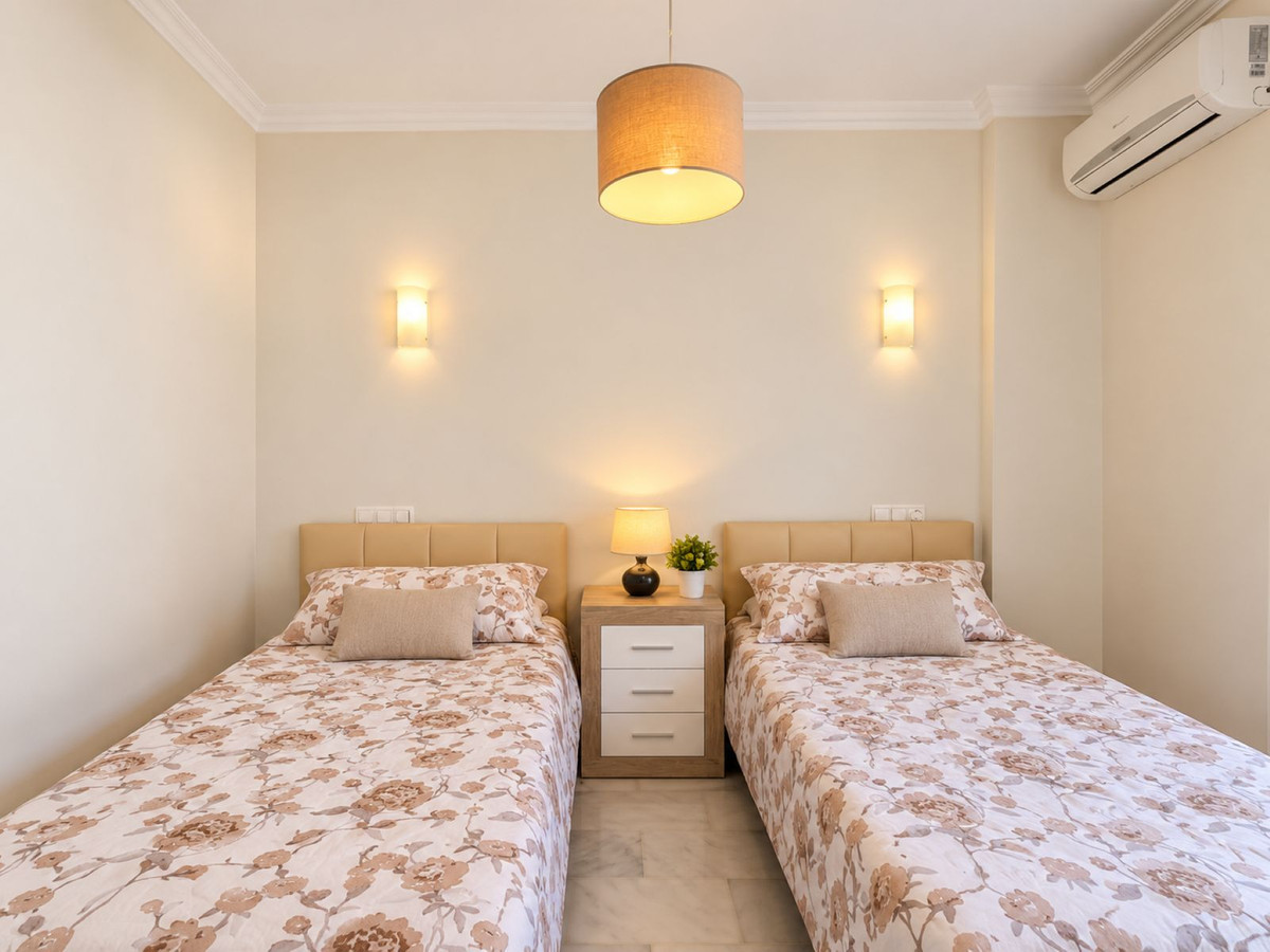 Appartement te koop in Estepona | 2 slaapkamers H5499271
