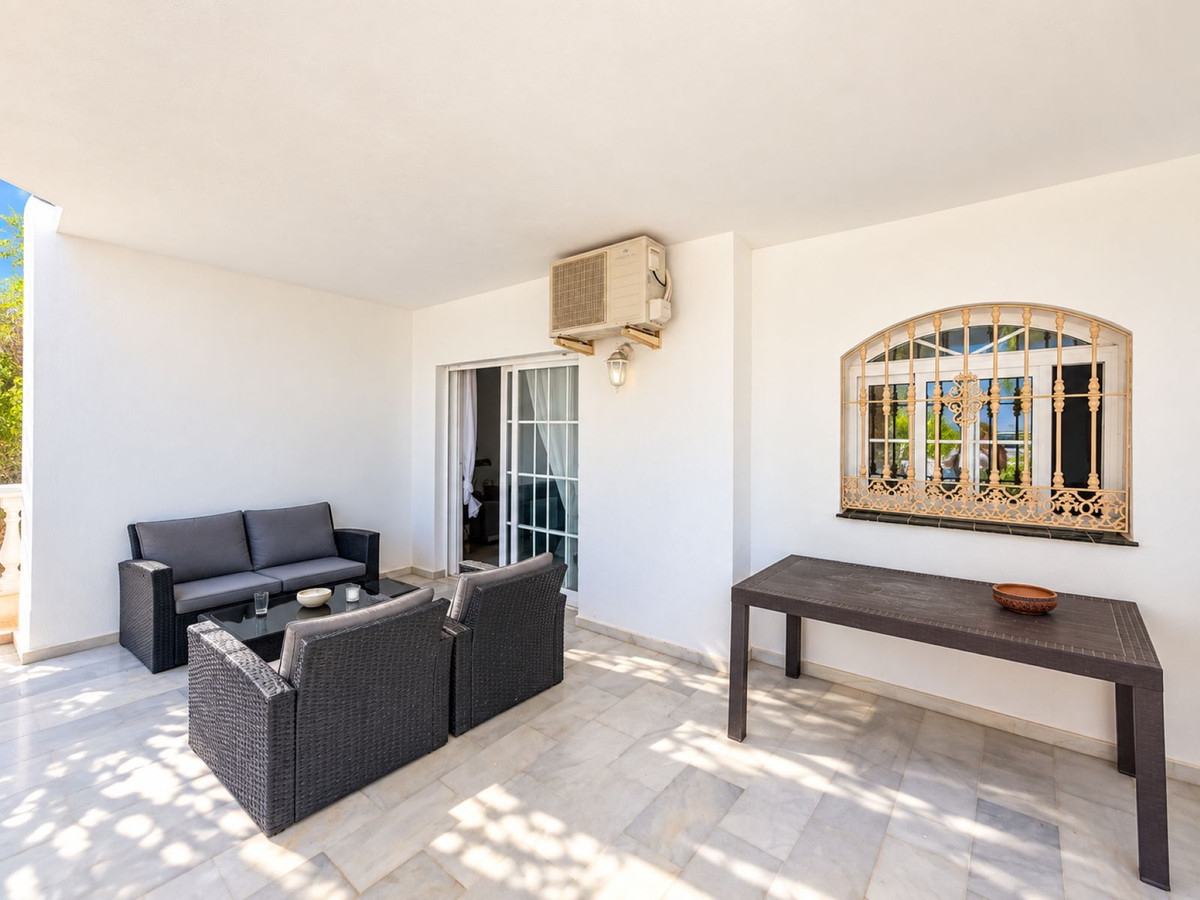 Appartement te koop in Estepona | 2 slaapkamers H5499271