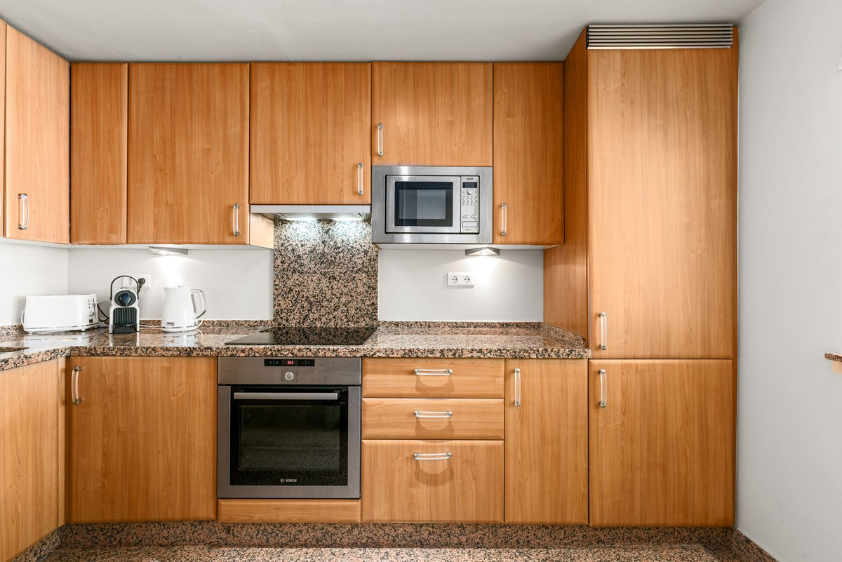 Appartement te koop in Estepona | 2 slaapkamers H5499319