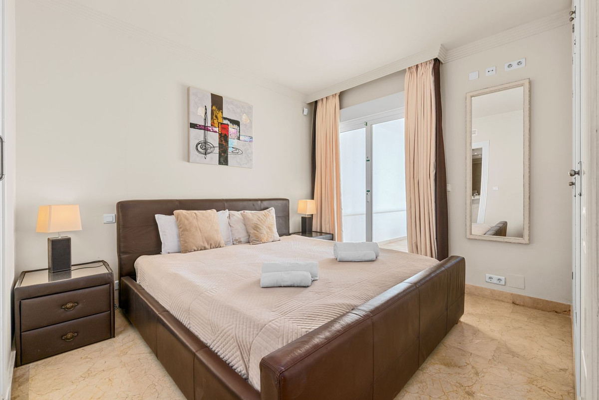 Appartement te koop in Estepona | 2 slaapkamers H5499319
