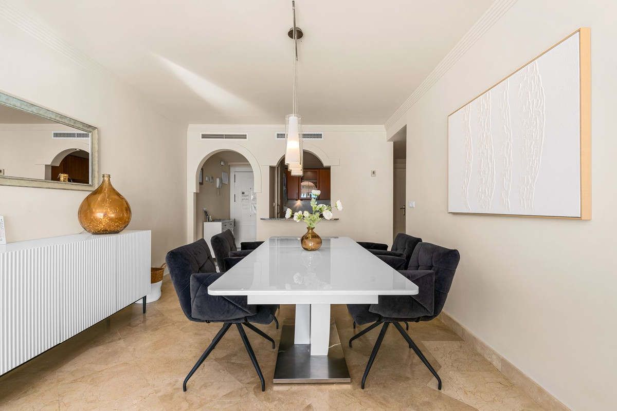 Appartement te koop in Estepona | 2 slaapkamers H5499319