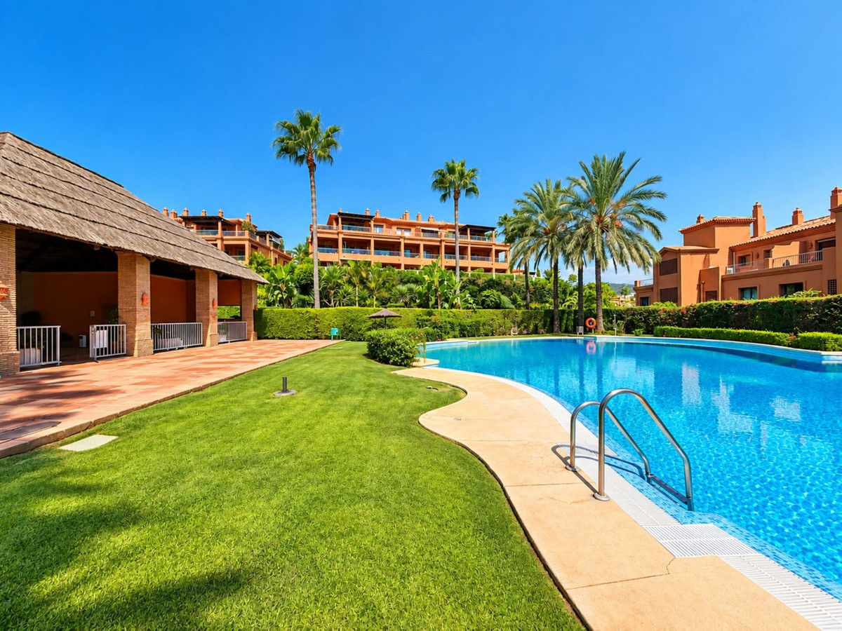 Appartement te koop in Estepona | 2 slaapkamers H5499517