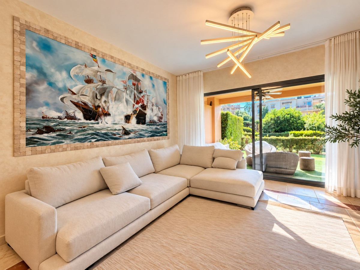 Appartement te koop in Estepona | 2 slaapkamers H5499517