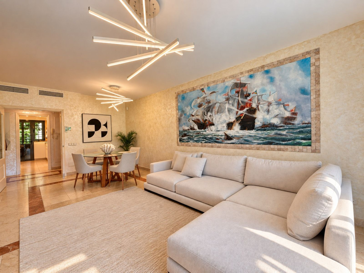 Appartement te koop in Estepona | 2 slaapkamers H5499517