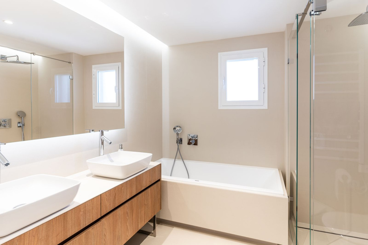 Appartement te koop in Estepona | 2 slaapkamers H5499547