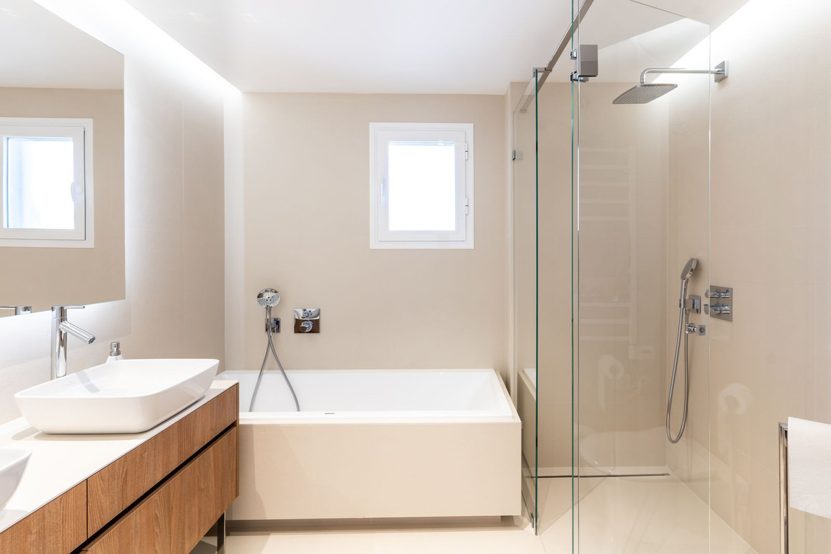 Appartement te koop in Estepona | 2 slaapkamers H5499547