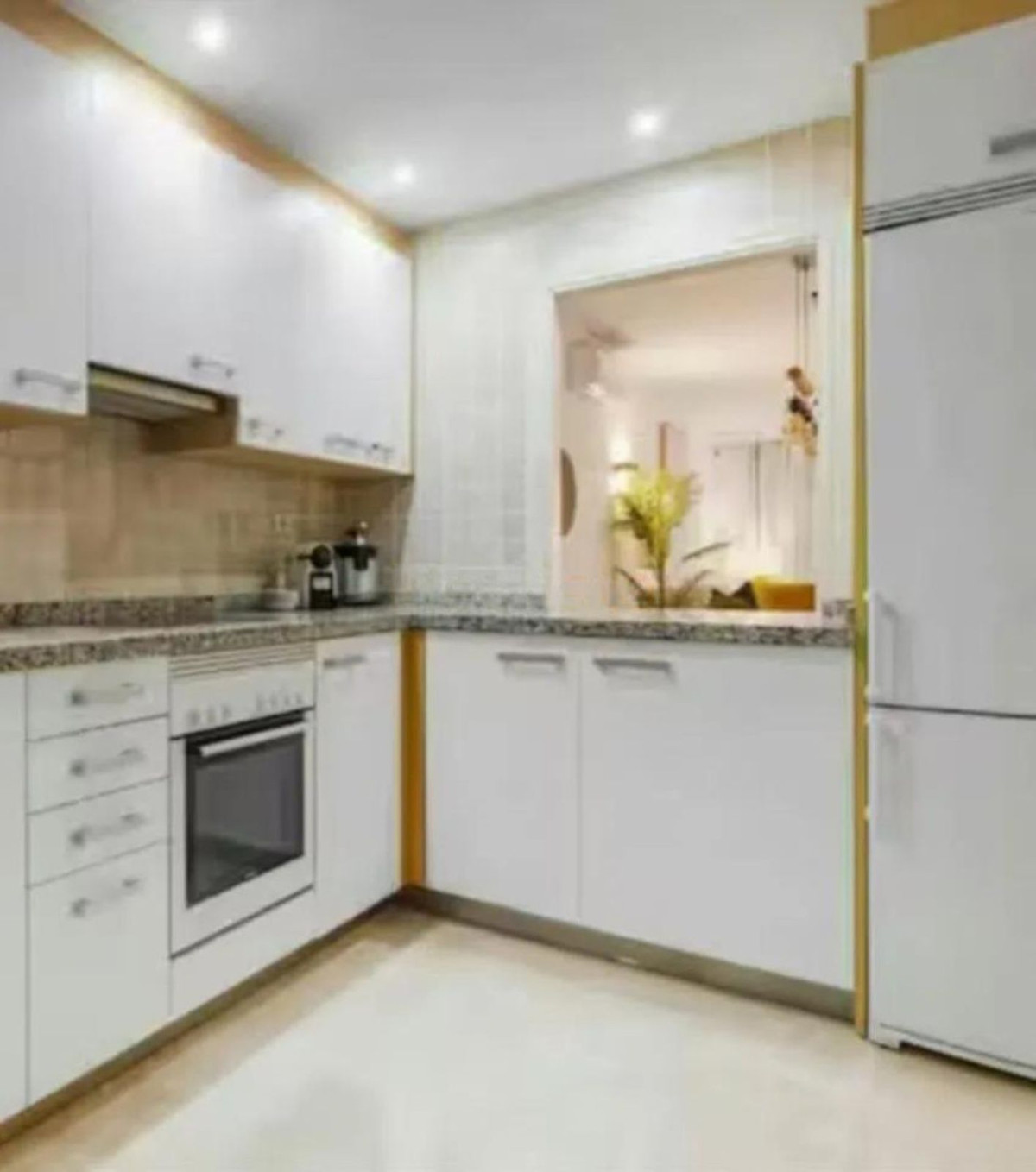 Appartement te koop in Estepona | 2 slaapkamers H5499619