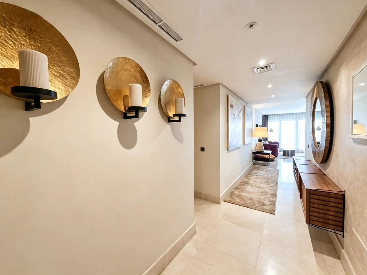 Appartement te koop in Estepona | 2 slaapkamers H5500333