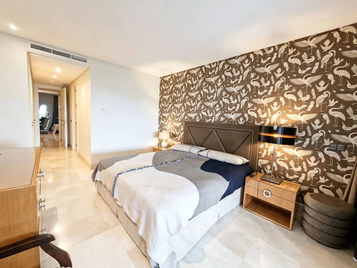 Appartement te koop in Estepona | 2 slaapkamers H5500333