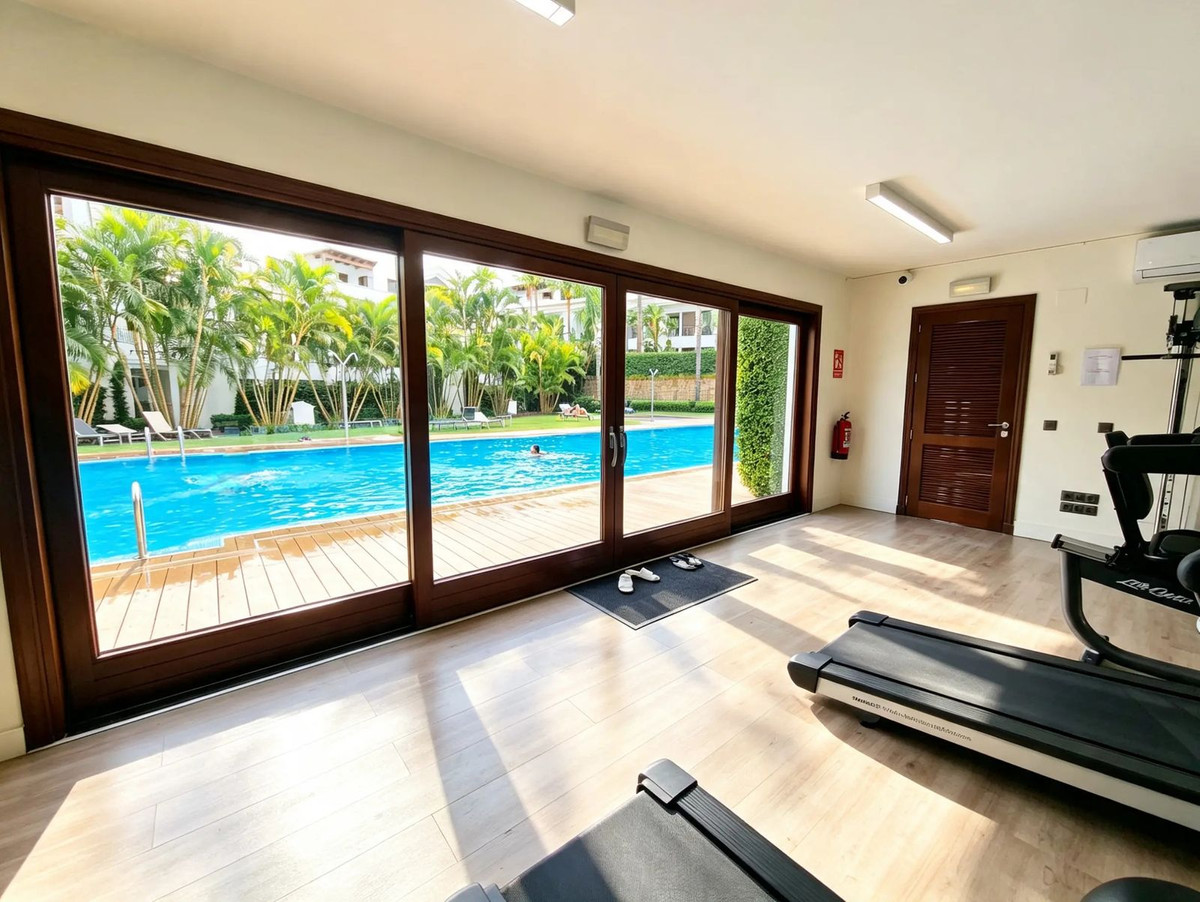 Appartement te koop in Estepona | 2 slaapkamers H5500333
