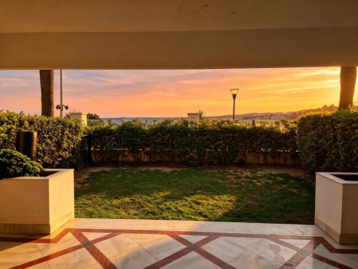 Appartement te koop in Estepona | 2 slaapkamers H5500333