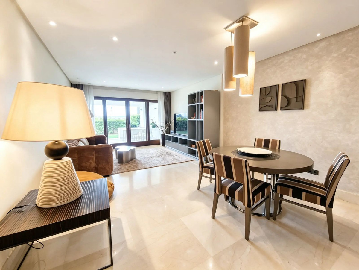 Appartement te koop in Estepona | 2 slaapkamers H5500333