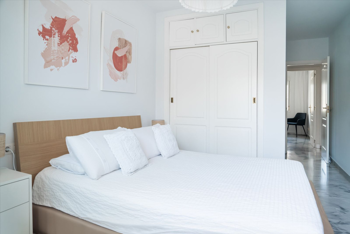 Appartement te koop in Estepona | 2 slaapkamers H5500465