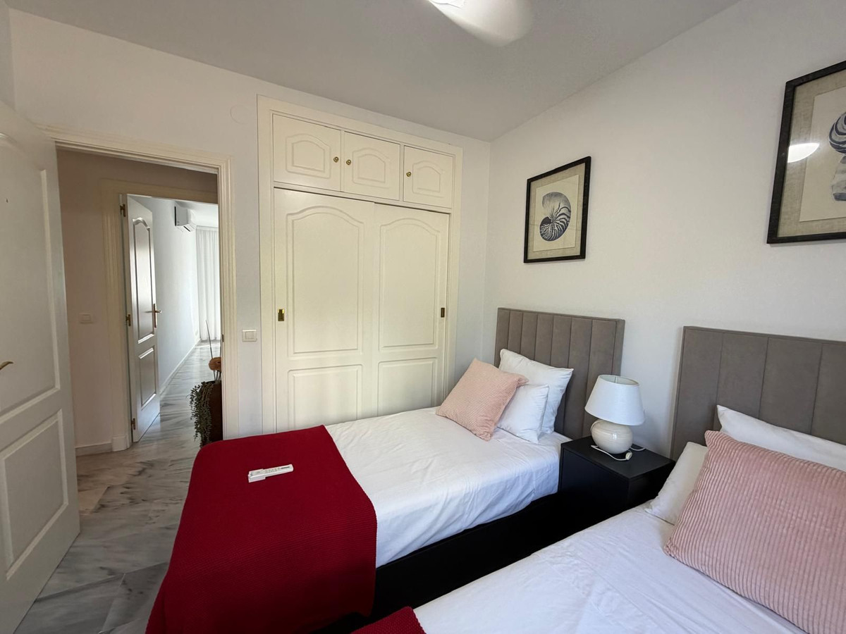 Appartement te koop in Estepona | 2 slaapkamers H5500465