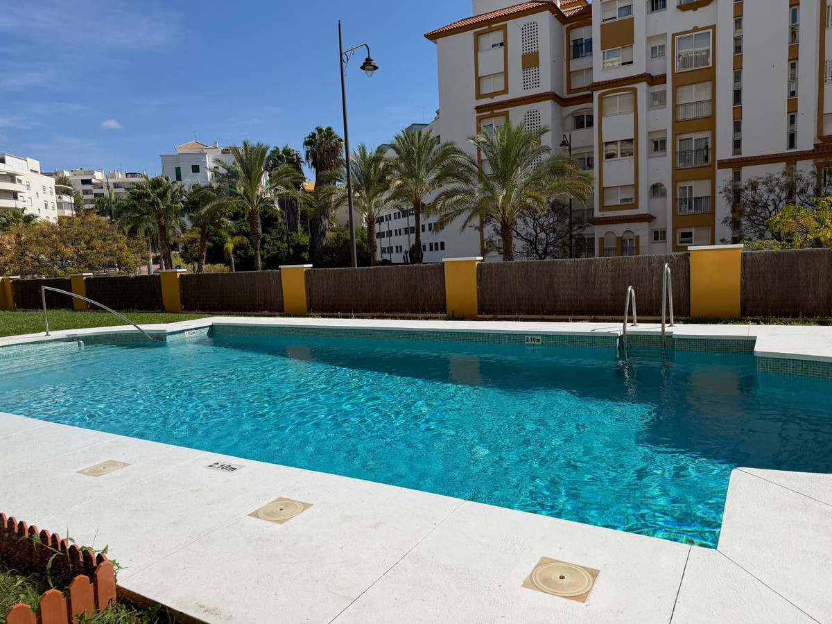 Appartement te koop in Estepona | 2 slaapkamers H5500465