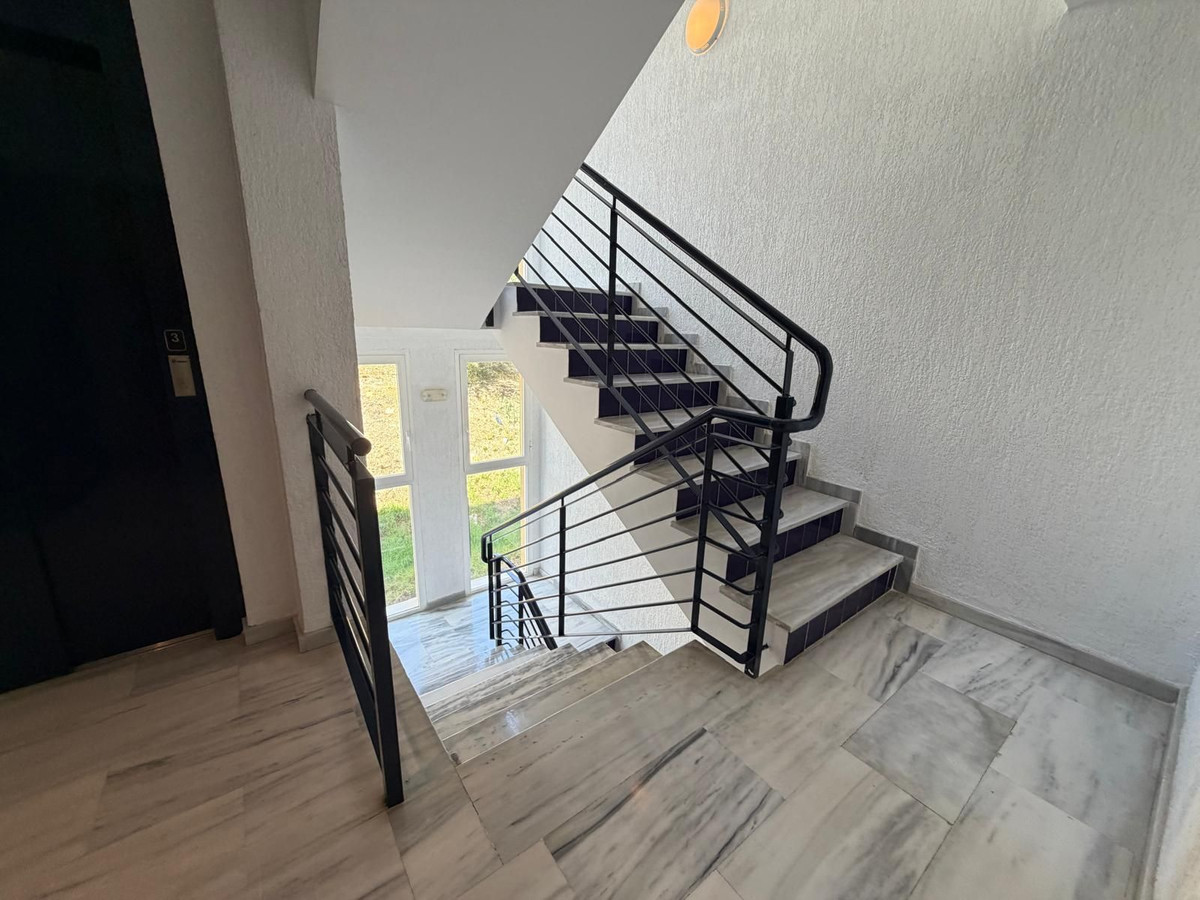 Appartement te koop in Estepona | 2 slaapkamers H5500465