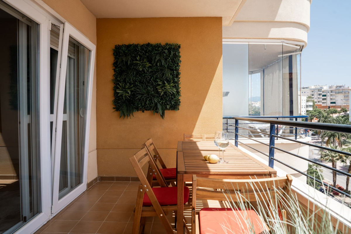 Appartement te koop in Estepona | 2 slaapkamers H5500465