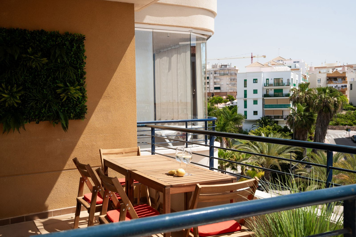 Appartement te koop in Estepona | 2 slaapkamers H5500465
